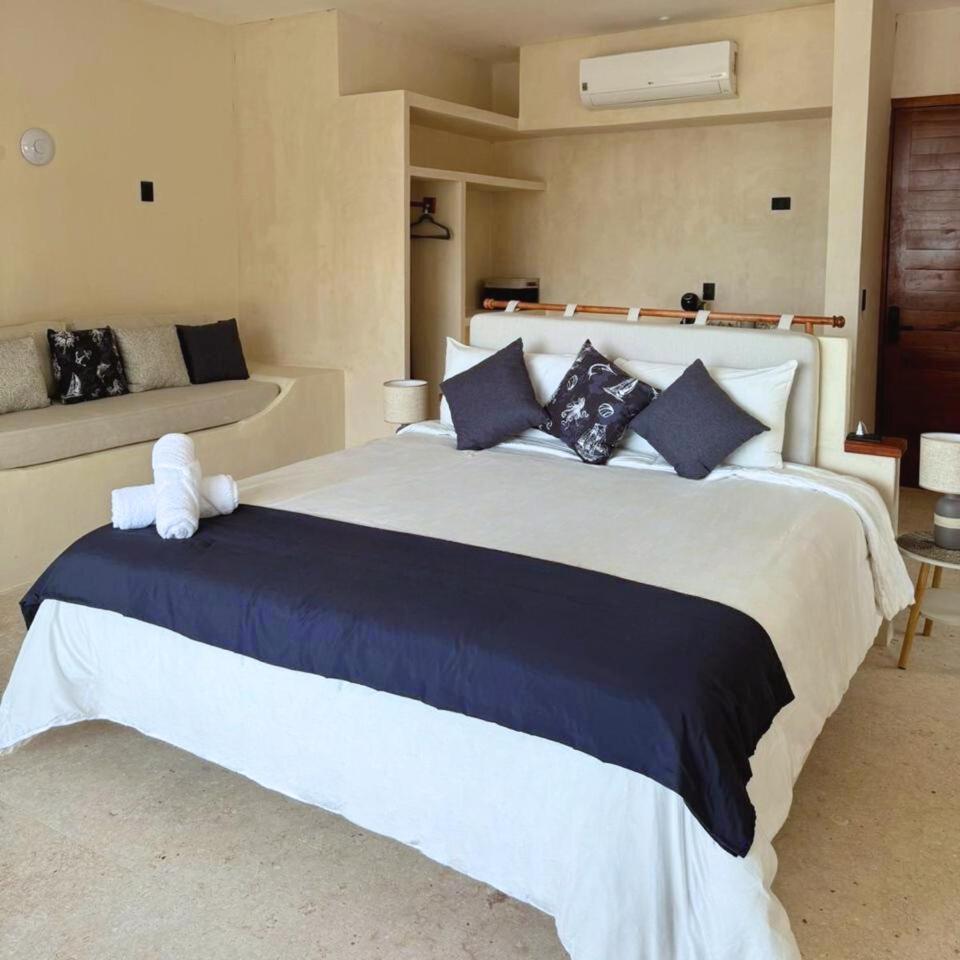 Dk Luxury Ocean Front Villa - Adults Only جزيرة هول بوكس المظهر الخارجي الصورة